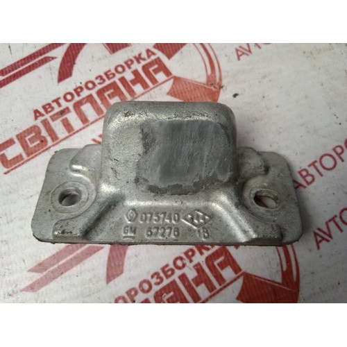 Направляющая сдвижной двери Opel Vivaro 2007-2014 91167276